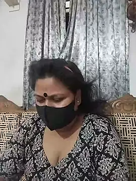 Snapshot of munni-506 chatting on 15, 7, 2026 munni-506 online show from 15, 7, 2026