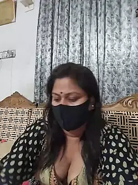 Snapshot of munni-506 chatting on 13, 5, 2026 munni-506 online show from 13, 5, 2026