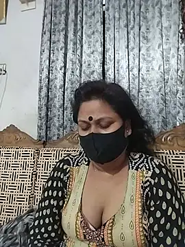 Snapshot of munni-506 chatting on 10, 7, 2026 munni-506 online show from 10, 7, 2026