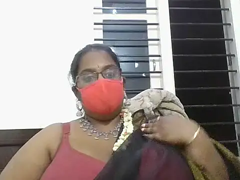hootypriya online show from 18, 2, 2026