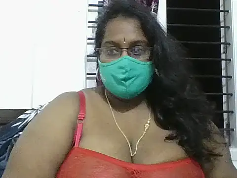 hootypriya online show from 25, 11, 2025