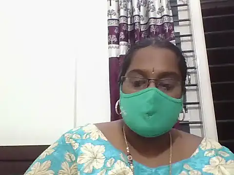 hootypriya online show from 1, 2, 2026