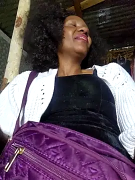 Mommy Sienna online show from 16, 4, 2026