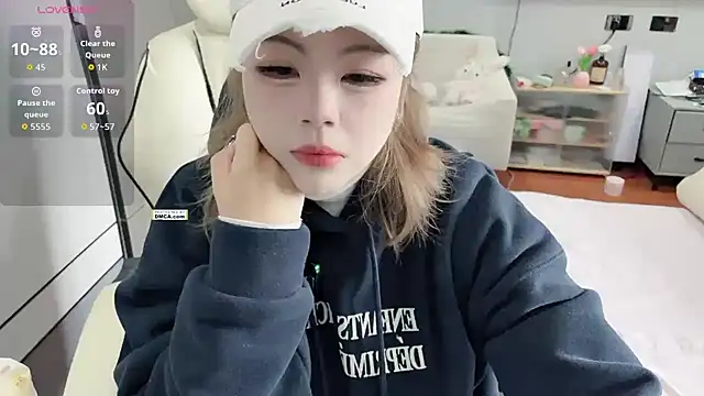 Snapshot of Chayka_21 chatting on 3, 2, 2026 Chayka 21 online show from 3, 2, 2026