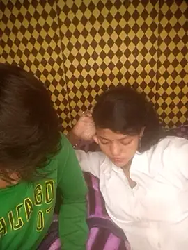 Freakingromance online show from 12, 3, 2026