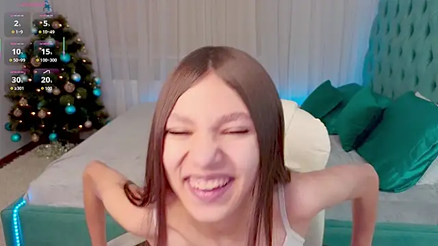 Little  Lunaa online show from 22, 12, 2025