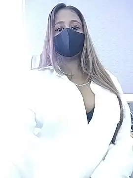 Snapshot of LoveLy-Soneya chatting on 7, 6, 2026 LoveLy-Soneya online show from 7, 6, 2026