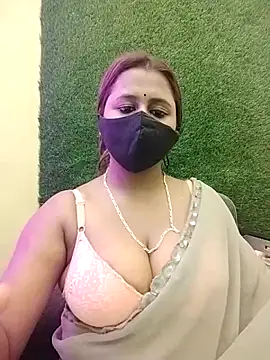 LoveLy-Soneya online show from 23, 4, 2026
