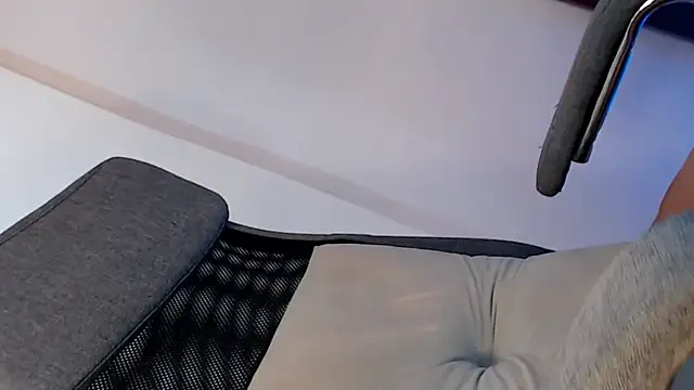 miss ditey09 online show from 5, 11, 2025