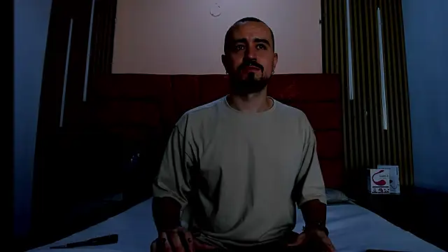 HARRY FLYNN online show from 10, 11, 2025