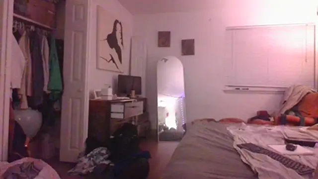 Redriddinghood8 online show from 3, 12, 2025