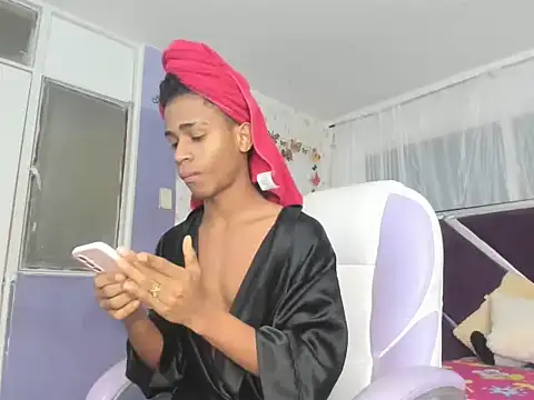 Santy bigcock 01 online show from 12, 11, 2025