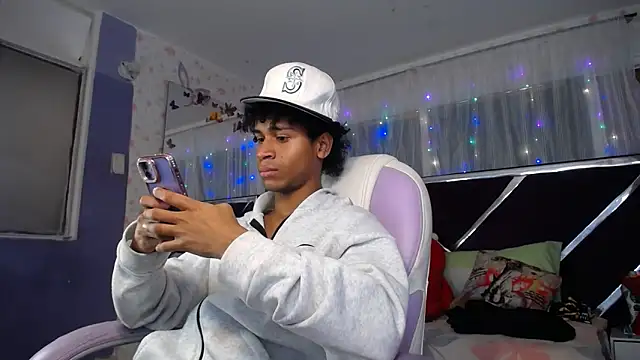Santy bigcock 01 online show from 1, 6, 2026
