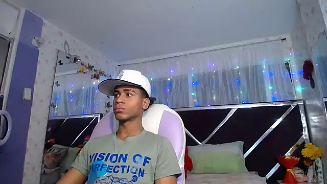 Santy bigcock 01 online show from 12, 6, 2026