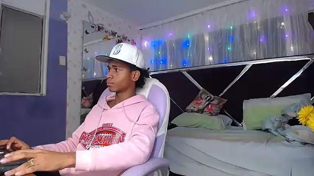 Santy bigcock 01 online show from 3, 5, 2026