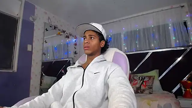 Santy bigcock 01 online show from 3, 6, 2026