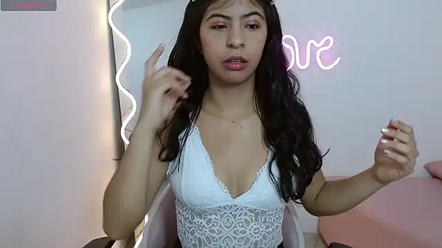 Sandyy tay online show from 11, 11, 2025