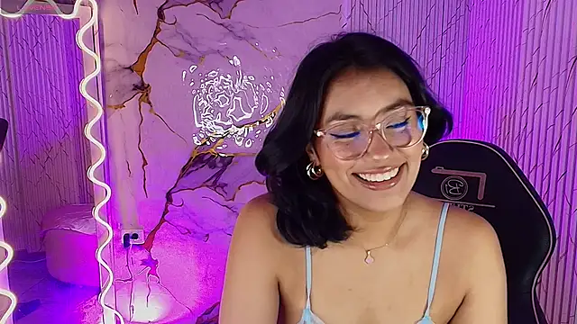 PEACHY TAY online show from 6, 2, 2026