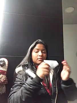 emy lux online show from 27, 11, 2025