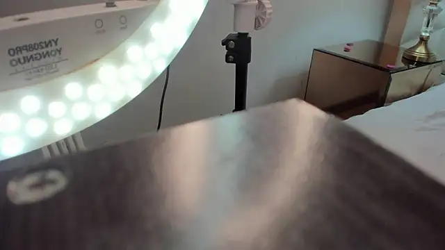 Bella  carther online show from 11, 3, 2026