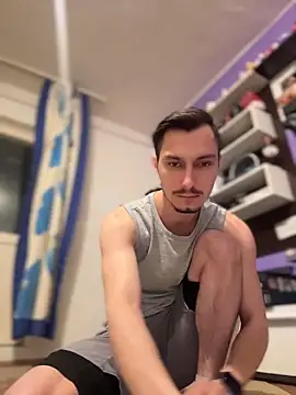 mihneaxxx online show from 22, 4, 2026