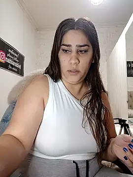 Snapshot of nahiarabiel33 chatting on 12, 7, 2026 nahiarabiel33 online show from 12, 7, 2026