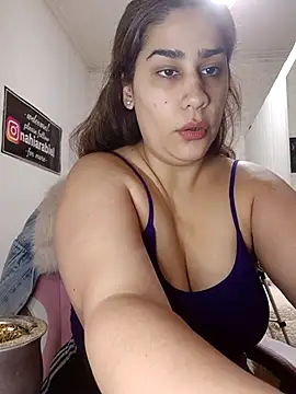 Snapshot of nahiarabiel33 chatting on 30, 5, 2026 nahiarabiel33 online show from 30, 5, 2026
