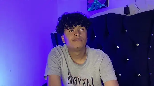 CyrusAndGrase online show from 10, 1, 2026