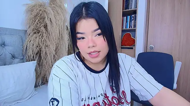 annie  20 online show from 2, 4, 2026