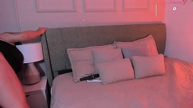 annie  20 online show from 9, 3, 2026