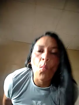 CatleyaSmith online show from 7, 4, 2026