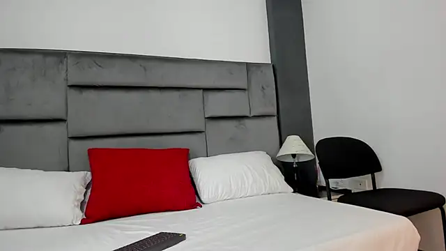 Snapshot of CatleyaSmith chatting on 13, 1, 2026 CatleyaSmith online show from 13, 1, 2026