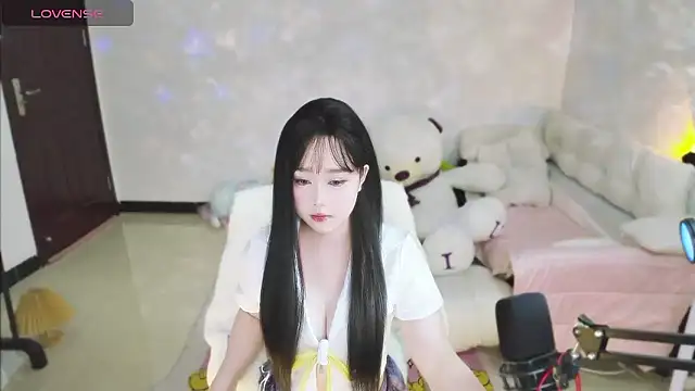 Nina37 online show from 10, 1, 2026