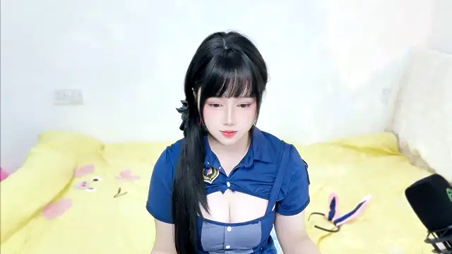 Nina37 online show from 10, 3, 2026