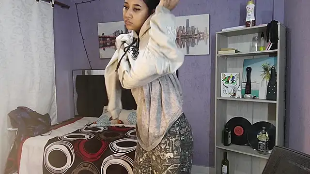 lyam ebony  online show from 20, 11, 2025