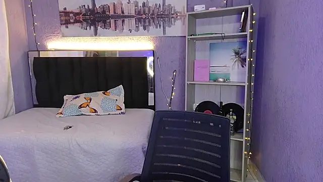 lyam ebony  online show from 8, 11, 2025