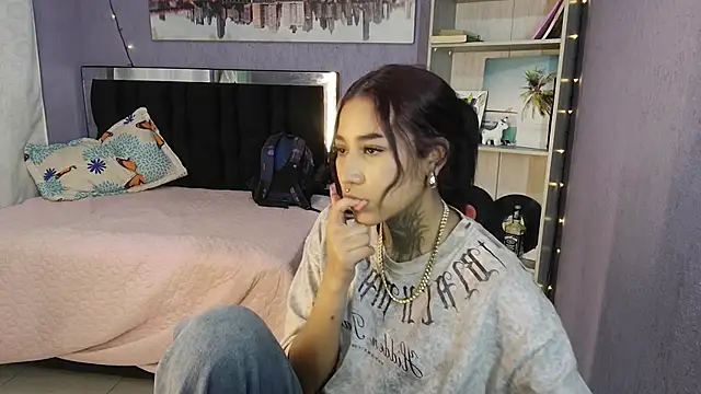 lyam ebony  online show from 1, 12, 2025