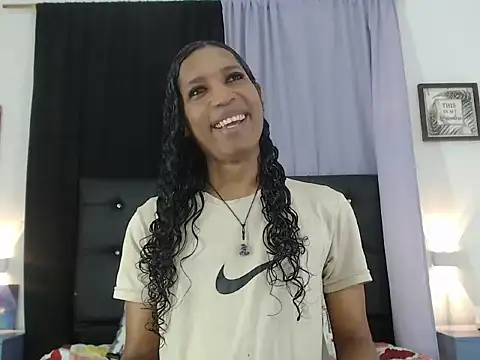 MiaCoock online show from 24, 11, 2025