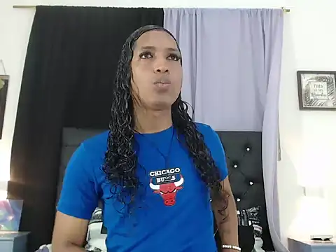 MiaCoock online show from 7, 11, 2025