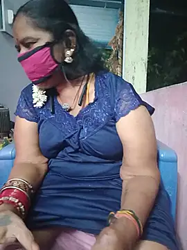 Snapshot of savithasree chatting on 5, 7, 2026 savithasree online show from 5, 7, 2026