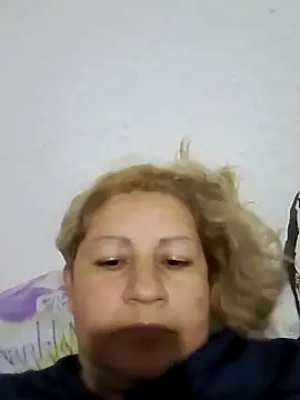 Karoline milf hot online show from 16, 11, 2025