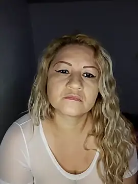 Karoline milf hot online show from 29, 11, 2025