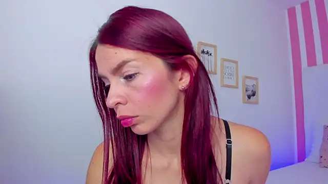 Emi Rosee online show from 29, 11, 2025