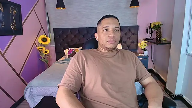 Kai santos  online show from 21, 11, 2025
