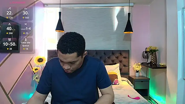 Kai santos  online show from 11, 11, 2025