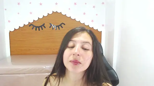 scarlett percy t online show from 11, 2, 2026