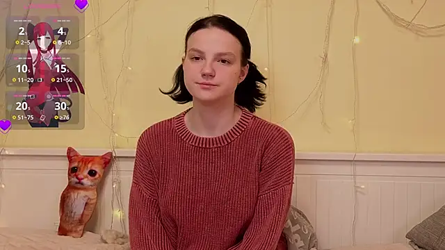 LatinaHuguenin online show from 5, 12, 2025