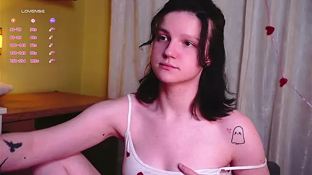 LatinaHuguenin online show from 7, 2, 2026