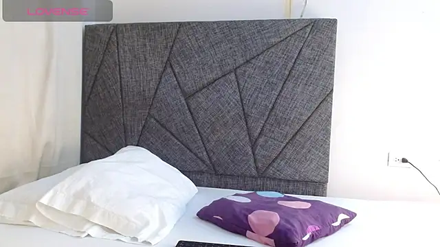 sally mollylove online show from 21, 11, 2025