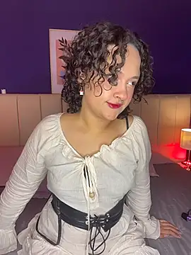 Snapshot of _sarahRose chatting on 14, 12, 2025 sarahRose online show from 14, 12, 2025